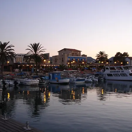 Διαμέρισμα Blue Pearl With Pool In Kato Πάφος
